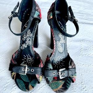 Naught Monkey high heals, ankle strap, size 38